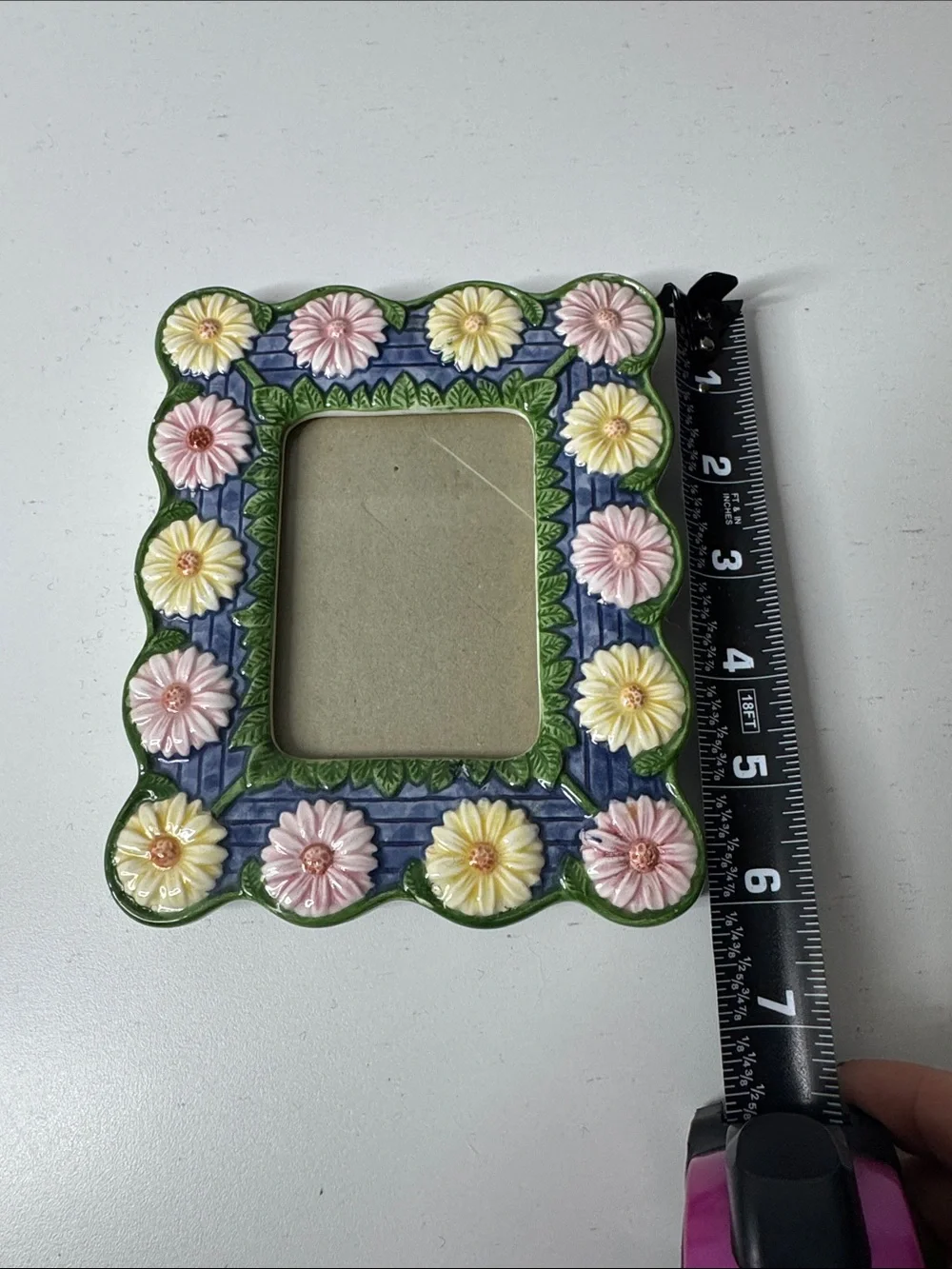 Terragrafics Floral Ceramic Picture Frame – Pink Yellow Daisies Blue & Green